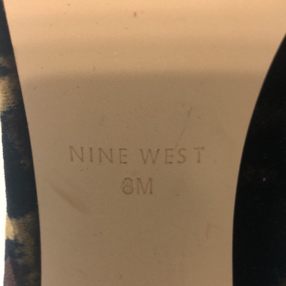 Nine West Velvet Leopard Print Pumps - Picture 6 of 6